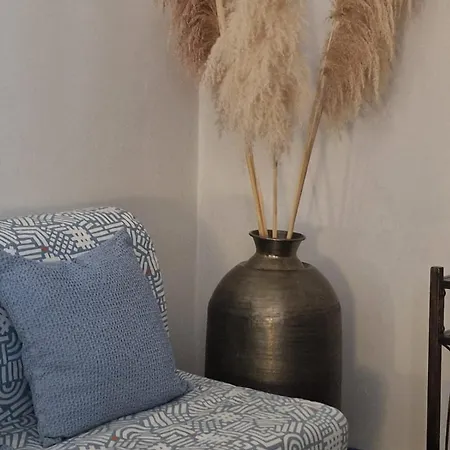 Kalimera A Lovely 1-bedroom With Ensuite And Kitchen *