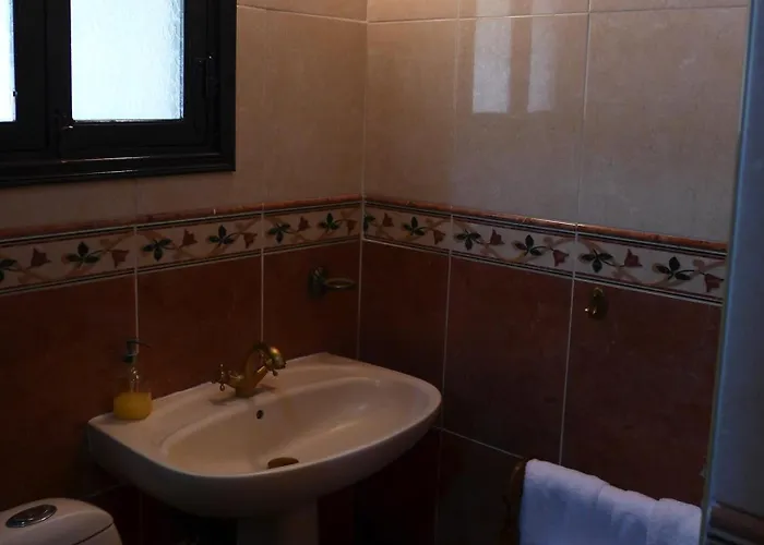 Kalimera A Lovely 1-bedroom With Ensuite And Kitchen Apartamento Limassol