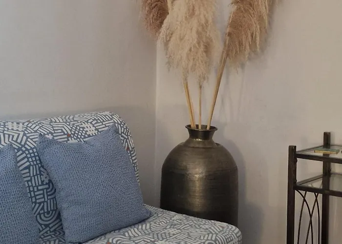 Kalimera A Lovely 1-bedroom With Ensuite And Kitchen *