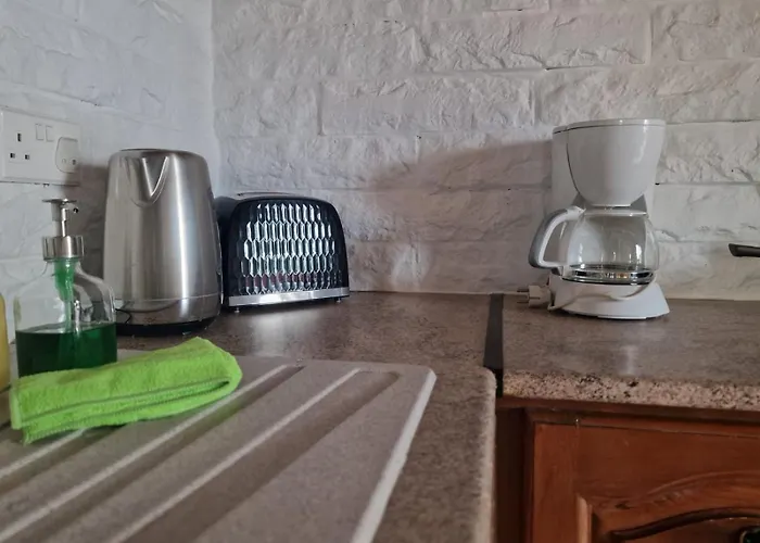 Kalimera A Lovely 1-bedroom With Ensuite And Kitchen Limassol